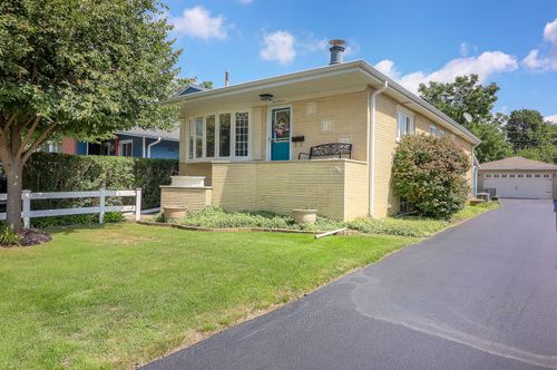 611 Houston St, Lemont, IL, 60439-4018 | Card Image