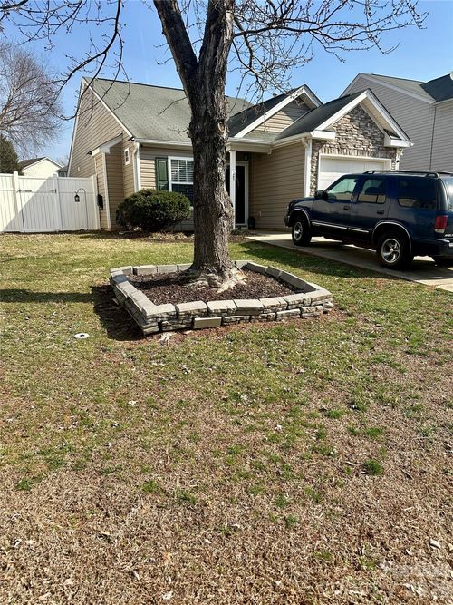 3065 Teton Dr, Gastonia, NC, 28054-0016 | Card Image