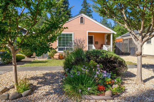 1513 Myrtle St, Calistoga, CA, 94515-1632 | Card Image