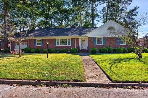 627 Dogwood Ln, Suffolk, VA, 23434-5511 | Card Image