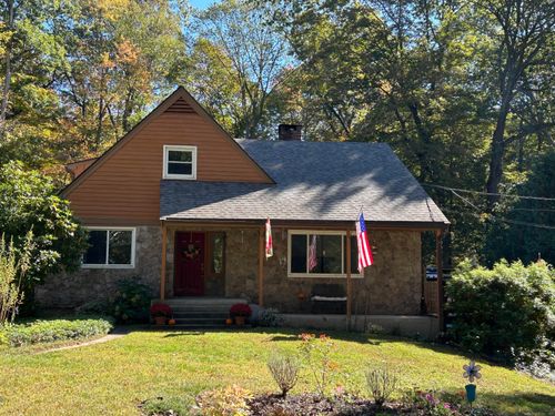 1216 Arbutus St, Durham, CT, 06422-1702 | Card Image