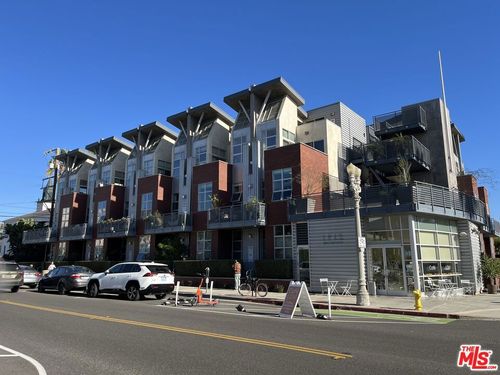 107-1912 Broadway, Santa Monica, CA, 90404-2862 | Card Image