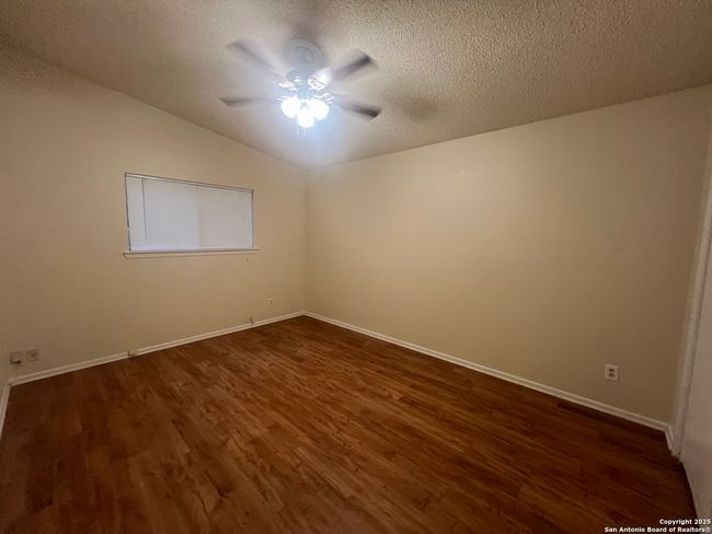 1524 Shannon Cir, Home with 2 bedrooms, 1 bathrooms and null parking in New Braunfels TX | Image 13