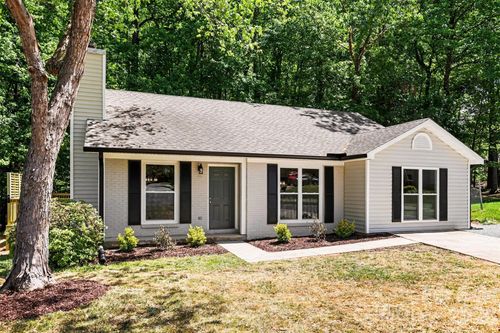 5801 Rocky Mount Court, Charlotte, NC, 28214 | Card Image