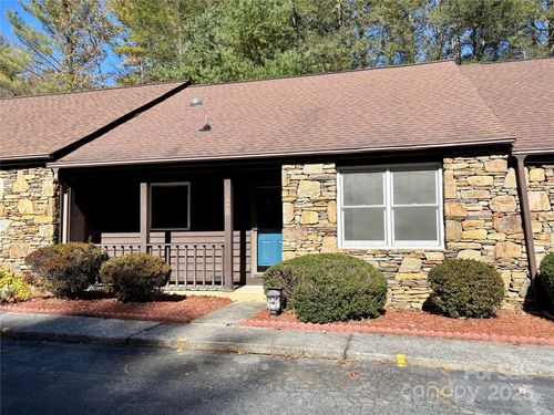 21 Loganwood Ln, Etowah, NC, 28729-7747 | Card Image