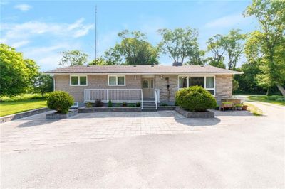 5662 Wesson Rd, House other with 5 bedrooms, 4 bathrooms and 24 parking in Cookstown ON | Image 2