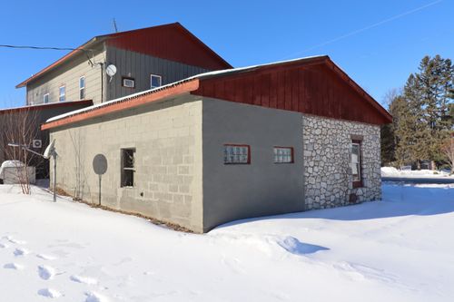 22211 Us Highway 63, grand view, WI, 54839-2000 | Card Image