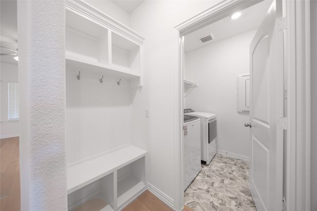 Mudroom | Image 18