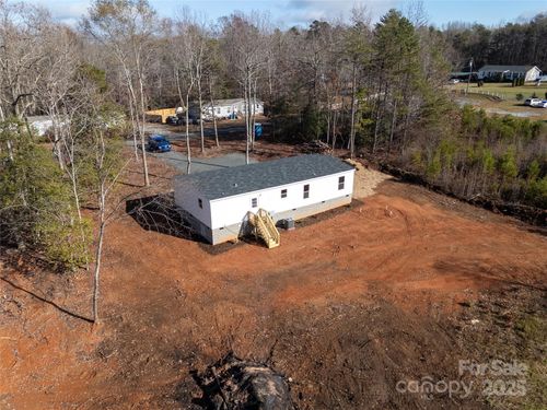 270 Plain View Dr, Ellenboro, NC, 28040-7325 | Card Image
