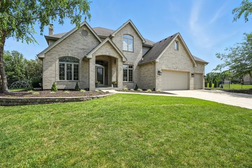 21785 Blue Bird Ln, Frankfort, IL, 60423-2295 | Card Image