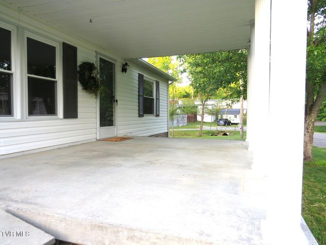 8929 Gateway Dr, House other with 3 bedrooms, 2 bathrooms and null parking in Wise VA | Image 7