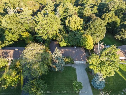 610 Kedleston Way, Mississauga, ON, L5H1Y5 | Card Image