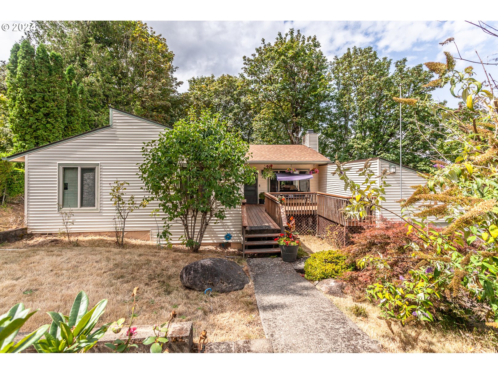 103rd Ave, Portland, OR 97266