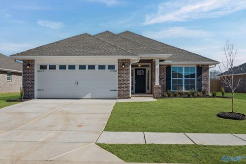 15450 Springbrook Trce, Athens, AL, 35611-4517 | Card Image