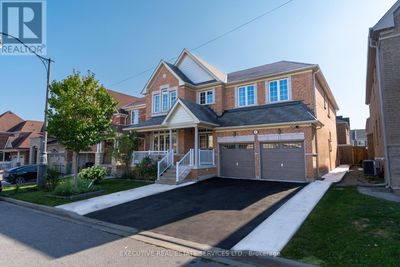 8 Gosling St, House other with 5 bedrooms, 5 bathrooms and 5 parking in Brampton ON | Image 1