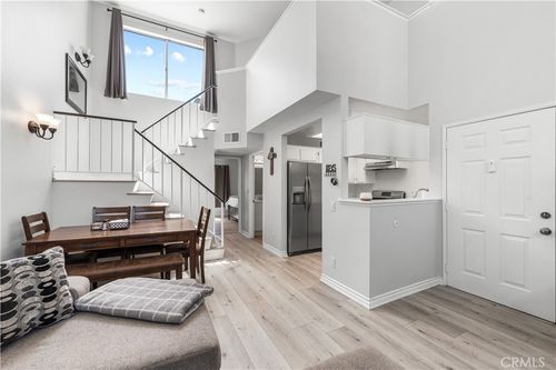 38-11150 Glenoaks Blvd, Pacoima, CA, 91331-6629 | Card Image