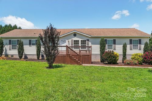 1069 Heather Glen Dr, Catawba, NC, 28609-8286 | Card Image