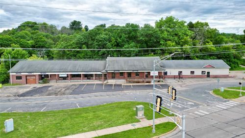 513 N Broadway Street, Menomonie, WI, 54751 | Card Image