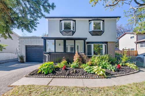 30 Herkley Dr, Brampton, ON, L6V2E8 | Card Image