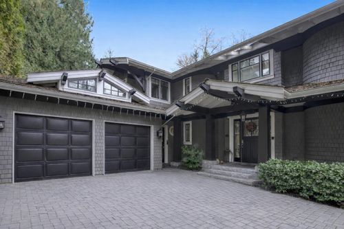 2060 Gisby St, West Vancouver, BC, V7V4N3 | Card Image