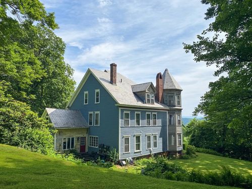 10 Old Albany Rd, Deerfield, MA, 01342-9737 | Card Image