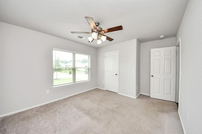 20715 Southern Woods Dr, House other with 4 bedrooms, 3 bathrooms and 2 parking in New Caney TX | Image 14