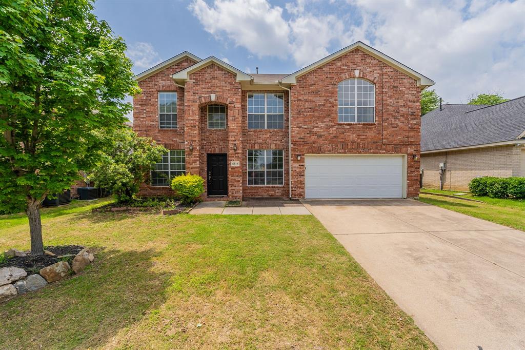 Lincolnshire Dr, Grand Prairie, TX 75052