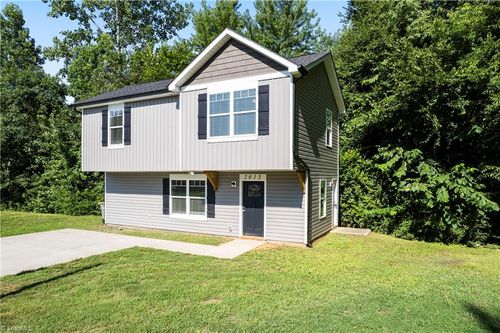 2015 Brantley Creek Dr, Kannapolis, NC, 28083-4105 | Card Image