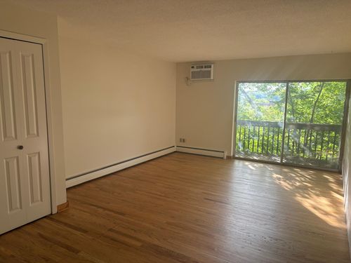 3a-380 Ramsey St, Saint Paul, MN, 55102-2336 | Card Image