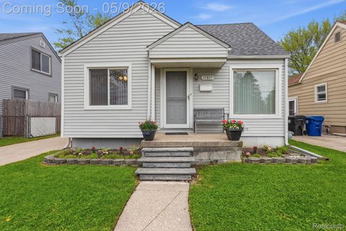 15817 Beech Daly Rd, Redford, MI, 48239-3805 | Card Image