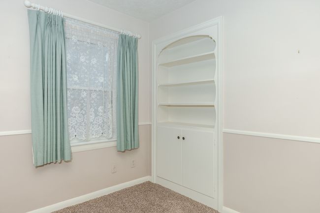 315 W Bennett St, Home with 2 bedrooms, 1 bathrooms and null parking in Pontiac IL | Image 26