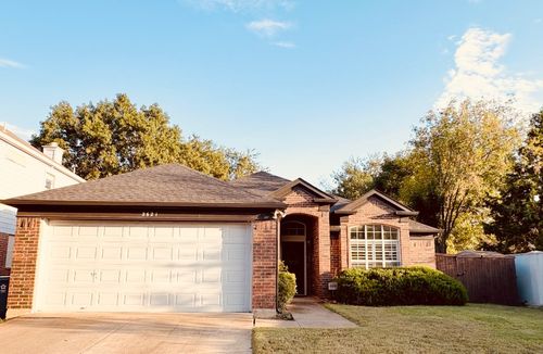 2621 Creekhaven Dr, Flower Mound, TX, 75028-7537 | Card Image
