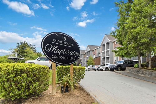 303-15 Knightsridge Dr, Halifax, NS, B3M3S9 | Card Image
