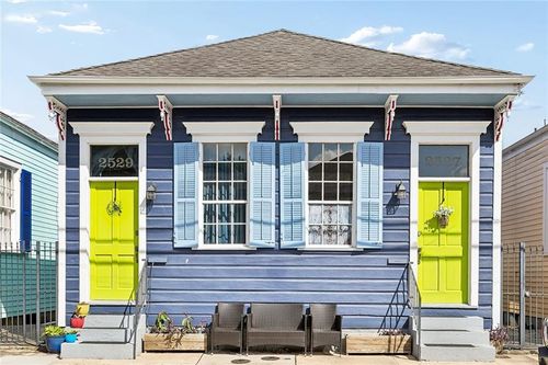 2527-2527 Laurel St, New Orleans, LA, 70130-5523 | Card Image