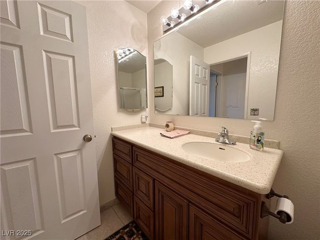 APT-302 - 2076 Mesquite Ln, Condo with 2 bedrooms, 2 bathrooms and null parking in Laughlin NV | Image 37