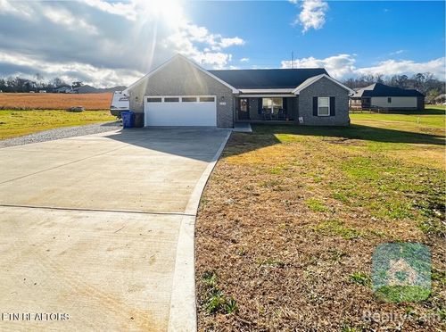 202 Ashton Ln, Madisonville, TN, 37354-4035 | Card Image