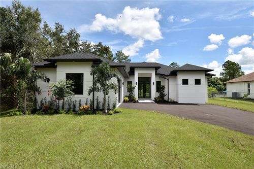 432 16th St Se, Naples, FL, 34117-9418 | Card Image