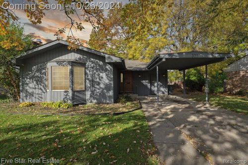 377 Cherry Drive, Troy, MI, 48083 | Card Image