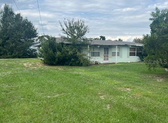 Mulberry Ave, Lake Placid, FL 33852