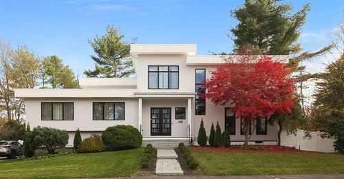 82 Sharpe Rd, Newton, MA, 02459-3054 | Card Image