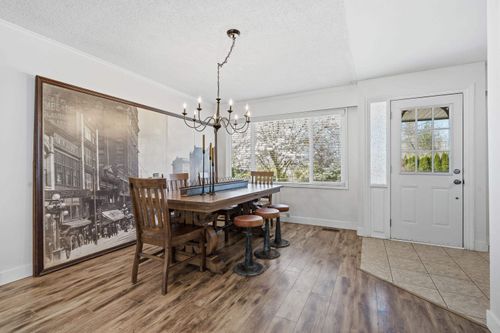 12082 261 St, Maple Ridge, BC, V2W2A6 | Card Image