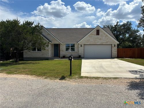 1 Stepping Stone Ct, Wimberley, TX, 78676-2102 | Card Image