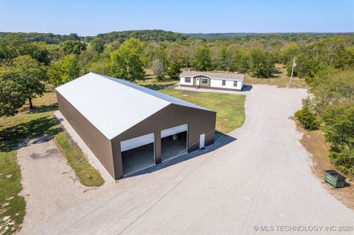 4200 W 730 Rd, Hulbert, OK, 74441-2041 | Card Image