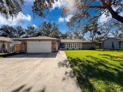 1855 Oak Forest Drive S, House other with 3 bedrooms, 2 bathrooms and null parking in Clearwater FL | Image 1