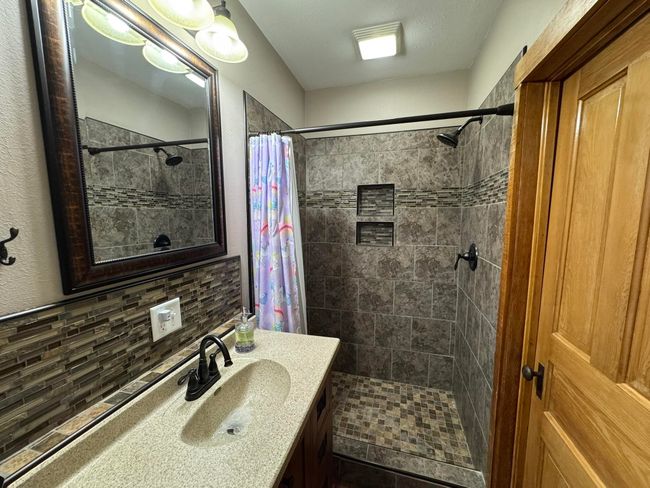 226 S Sidney St, House other with 3 bedrooms, 2 bathrooms and null parking in SHULLSBURG WI | Image 34