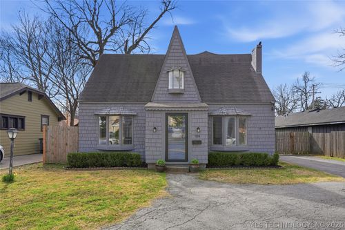 1104 35th Pl, Tulsa, OK, 74105-2514 | Card Image