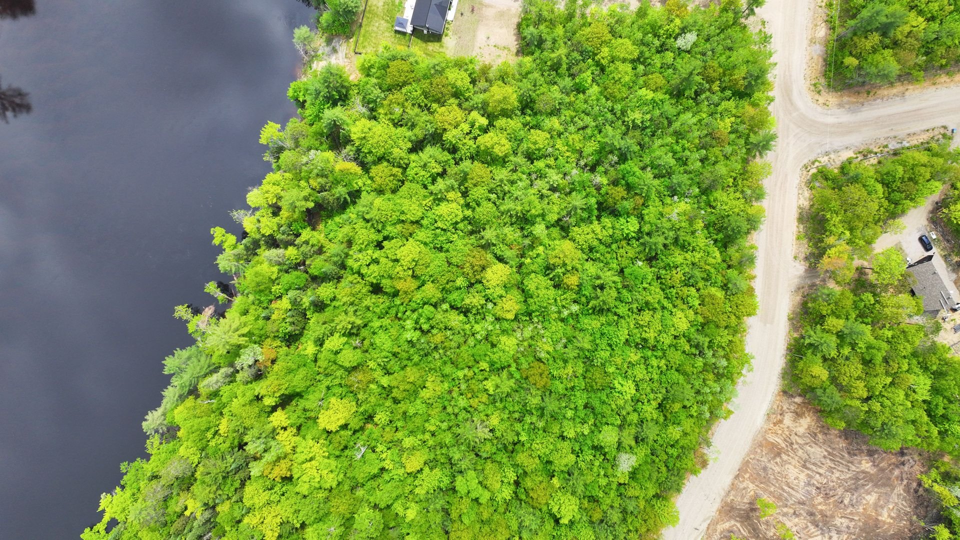 Land in Mansfield-et-Pontefract