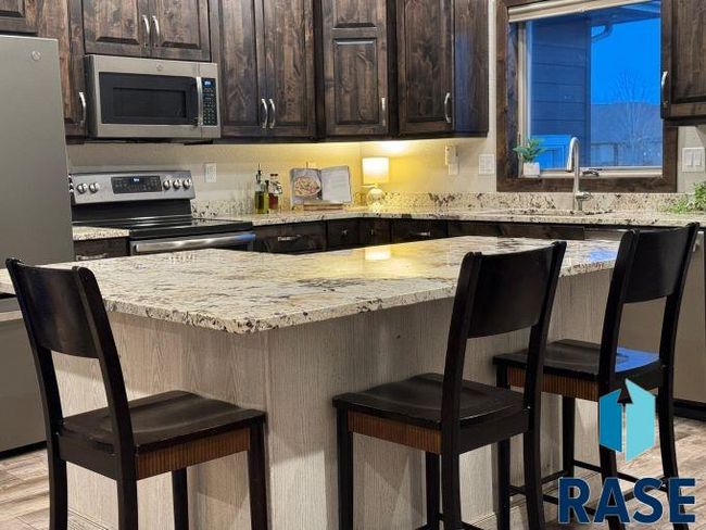 2201 Dean Dr, House other with 5 bedrooms, 4 bathrooms and null parking in Mitchell SD | Image 17