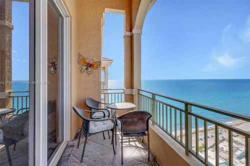 ph9-2080 S Ocean Dr, Hallandale Beach, FL, 33009-6677 | Card Image