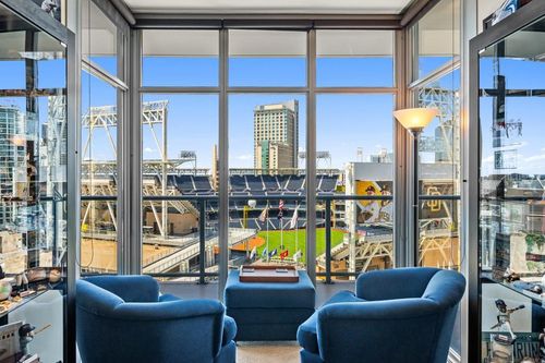 1104-253 10th Ave, San Diego, CA, 92101-7465 | Card Image